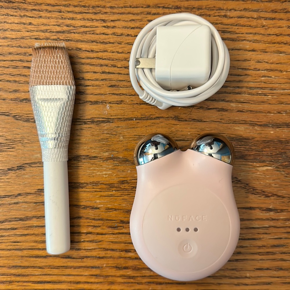 NUFACE mini